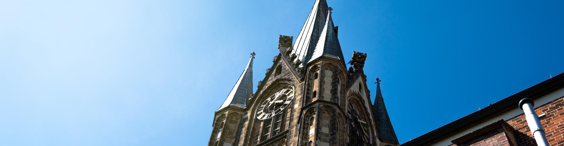 Kirchturm mit Uhr in Sendenhorst