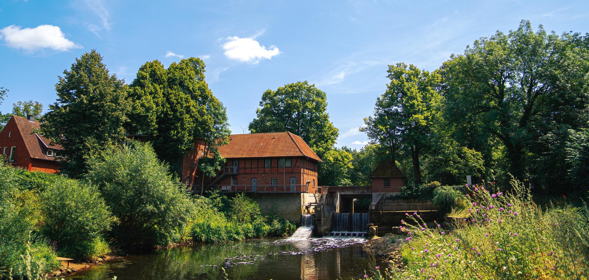 Stauwehr in der Ems in Telgte